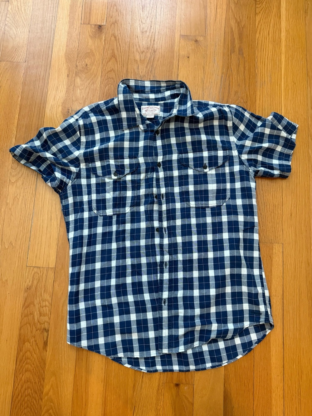 Filson short sleeve lightweight Alaskan guide flannel